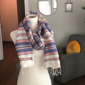 Woven scarf